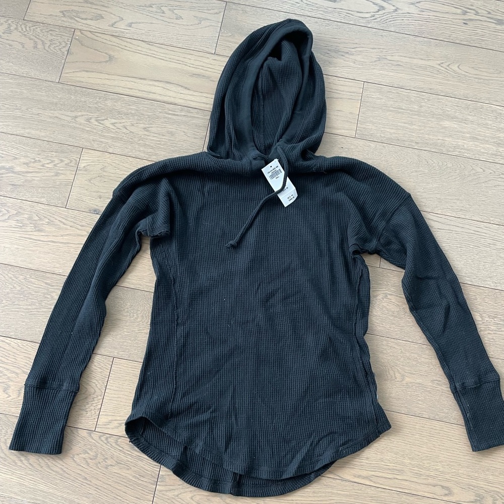 Abercrombie sweater size S black new